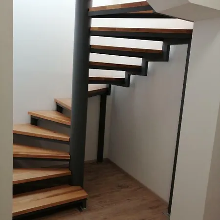 Maria 3* Любляна